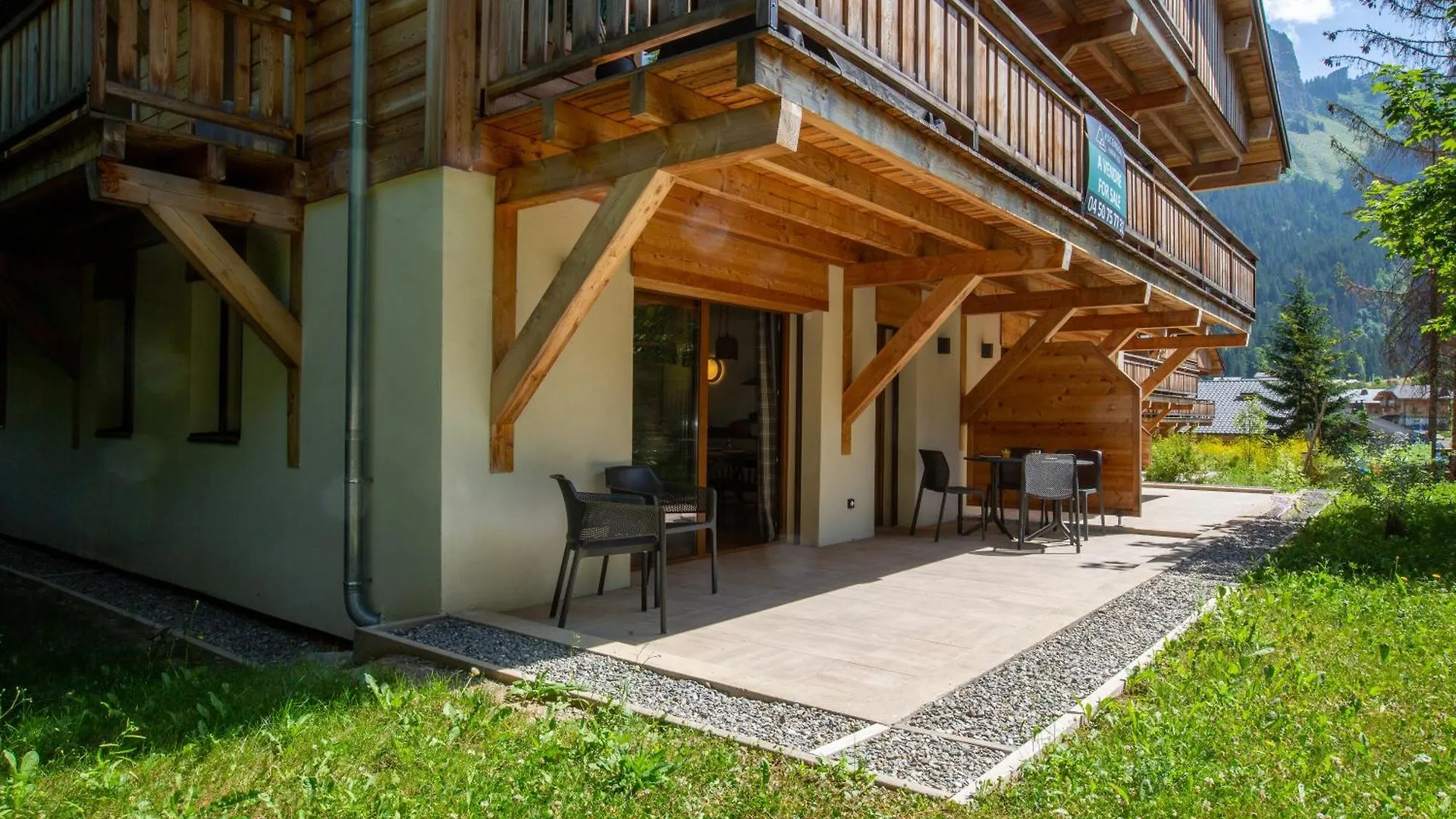 Cosy 2-Bed Apartment Minutes From Ski Lift Morzine